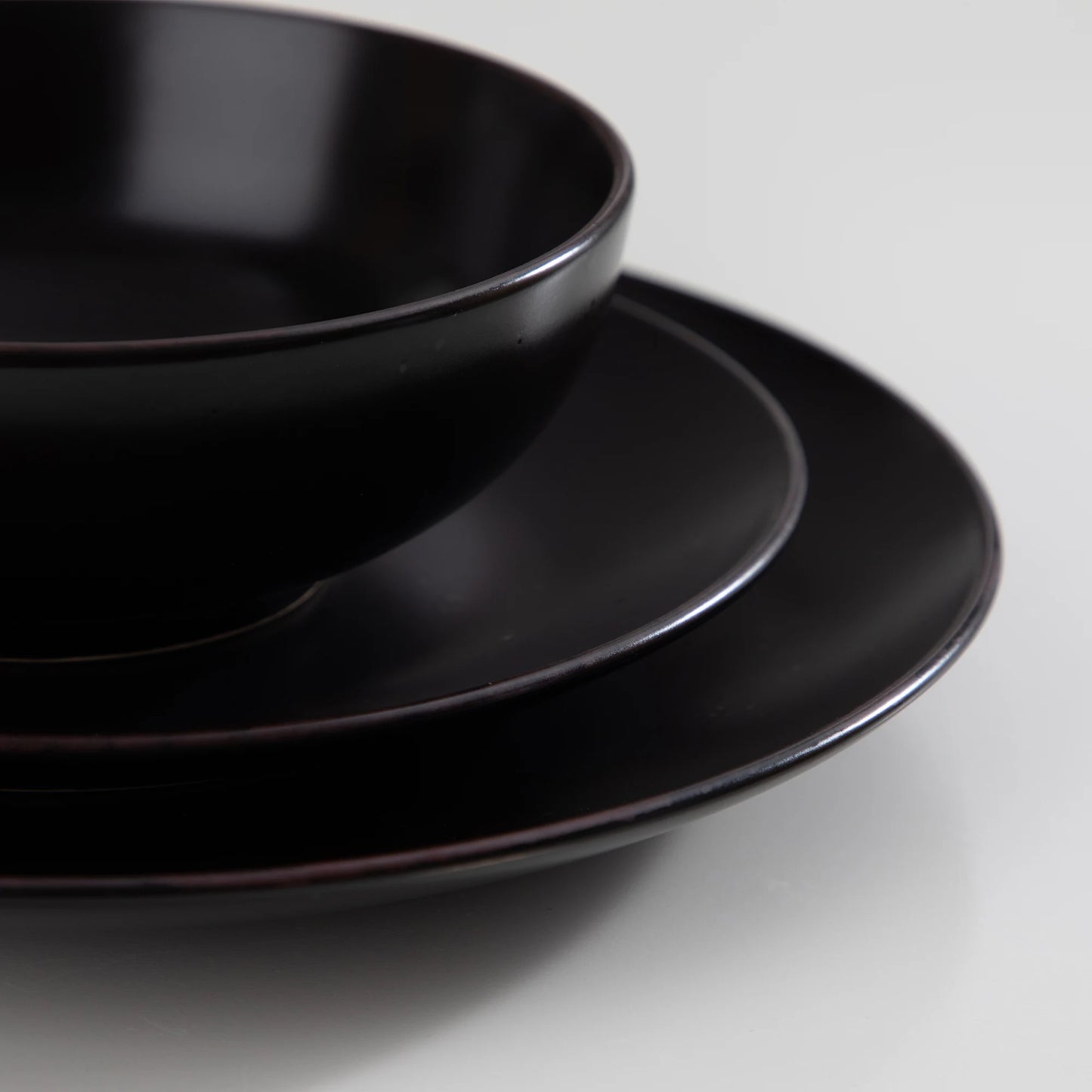 VANCASSO MODA Series 16/32/48 Piece Pottery Dinner Set Black Stoneware Tableware Set with Dinner Plate,Dessert Plate,Bowls,Cups