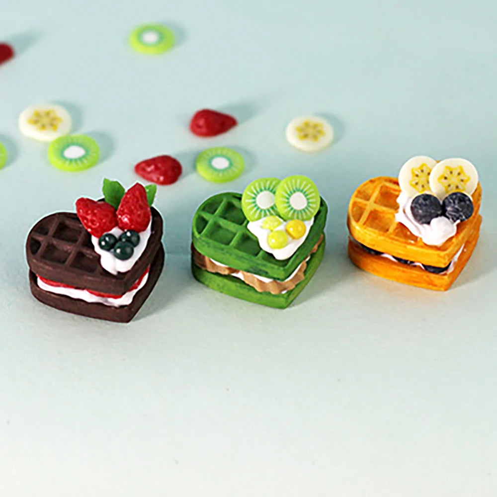 1Pcs 1/12 Dollhouse Miniature Accessories Mini Resin Fruit Dessert Simulation Strawberry Lemon Cake Model Doll House Decoraton