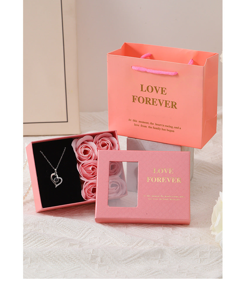 Window Opening Jewelry Box Romantic 6 Rose Pendants Ring Bracelet Valentine's Day Eternal Flower Jewelry Gift Packaging Box Bag