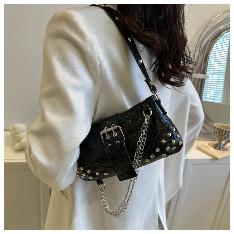 Women Fashion Shoulder Bag Gothic Ladies Bag Cool Style Trendy Rock Girls Handbag Y2K Rivet Chain for Travel Vacation Daily