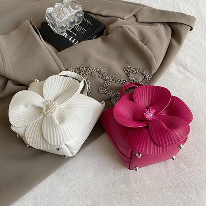 Premium PU Leather Flower Clutch Purse with Detachable Chain Elegant Bucket Bag for Weddings and Parties