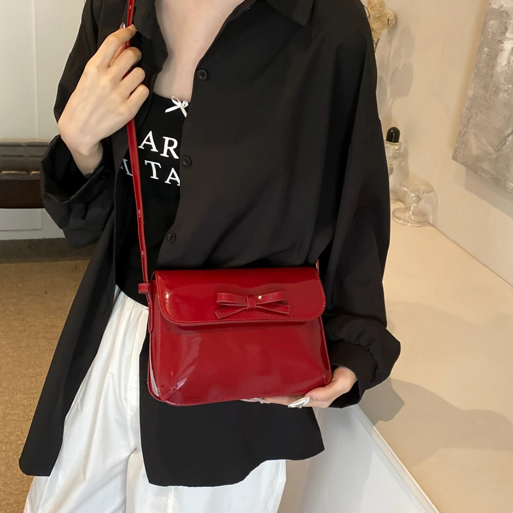 Retro Patent Leather Shoulder Bag For Women Red Crossbody Bag Luxury Design Flap Messenger Bags Underarm Bag Lady Handbag Purse