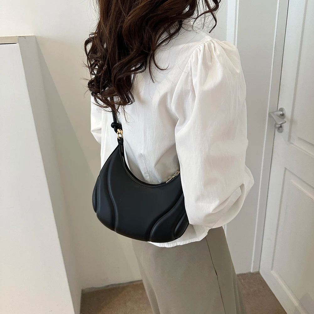 Women Crossbody Bag Luxury Designer PU Tote Bag Large Capacity Underarm Bag Simple Saddle for Office Travel Make Up Cosmetic Bag