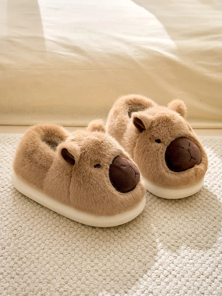 Plush Capybara Slippers Comfortable Fluffy Couple Slippers Non-Slip Furry Animal Slippers Furry Walking Shoes for Indoor Bedroom