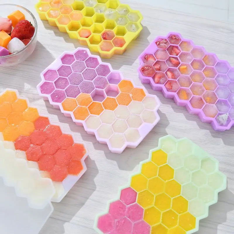 4/2/1PCS Silicone Ice Cube Mold 148 Cube Large-capacity Ice Trays Food Grade Ice Maker BPA Free Reusable Ice Maker with Lids