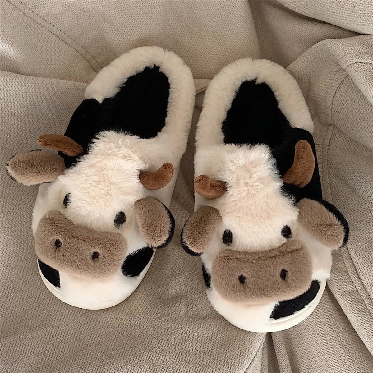 Winter Cow Cotton Slippers Cartoon Warm Plush Slides Shoes Couple's Indoor Non-slip Slides House Men and Women Home Flip Flops