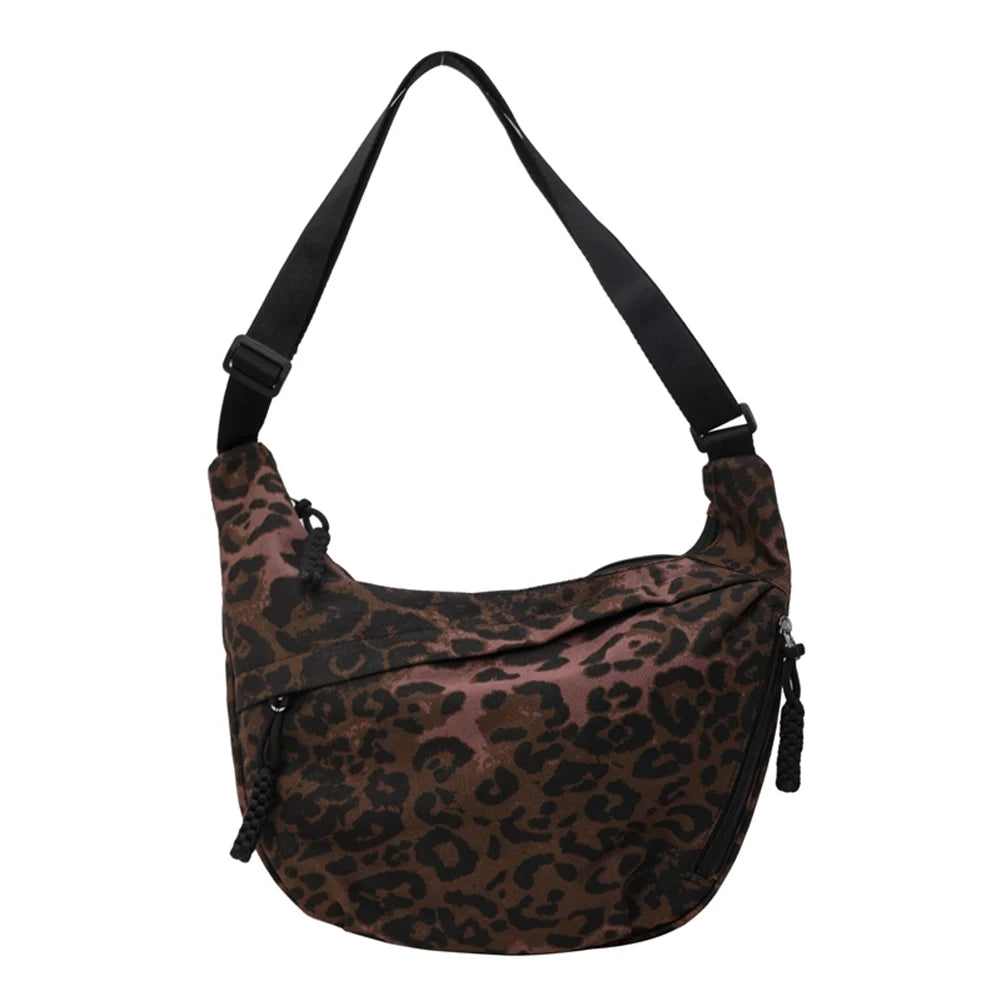 Women Fashion Shoulder Bag Large Capacity Leopard Print Crescent Crossbody Bag Adjustable Strap Half Moon Bag Outdoor Travel Bag