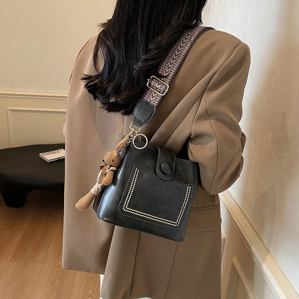 2025 Women's PU Leather Bucket Bags with Inner Pocket Large Capacity Crossbody Bags Luxury Designer Handbag Zipper Shoulder Bags