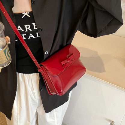 Retro Patent Leather Shoulder Bag For Women Red Crossbody Bag Luxury Design Flap Messenger Bags Underarm Bag Lady Handbag Purse