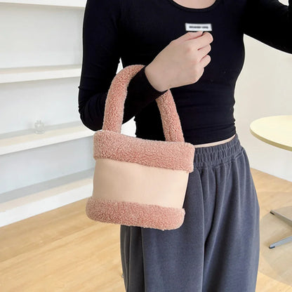 Winter Tote Bag for Women Plush Bucket Bags Luxury Design Faux Fur Handbags Lamb Wool Shoulder Bag Fluffy Top Handle Bag Purse