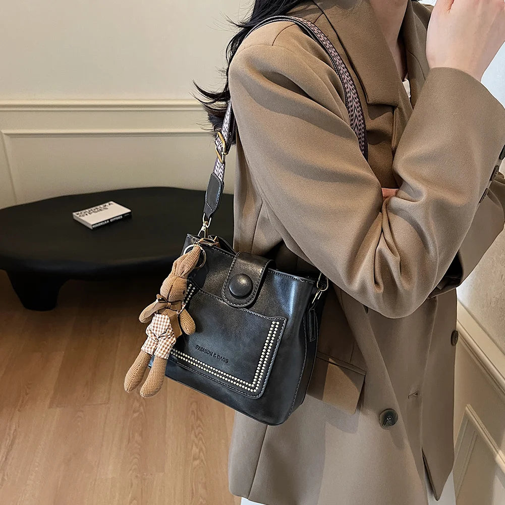 2025 Women's PU Leather Bucket Bags with Inner Pocket Large Capacity Crossbody Bags Luxury Designer Handbag Zipper Shoulder Bags