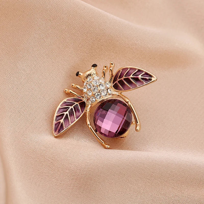 Vintage Classic Women Luxury Bee Crystal Brooch Jewelry Big Rhinesotne Metal Insect Badges For Lady Suit Coat Brooches Pins Gift