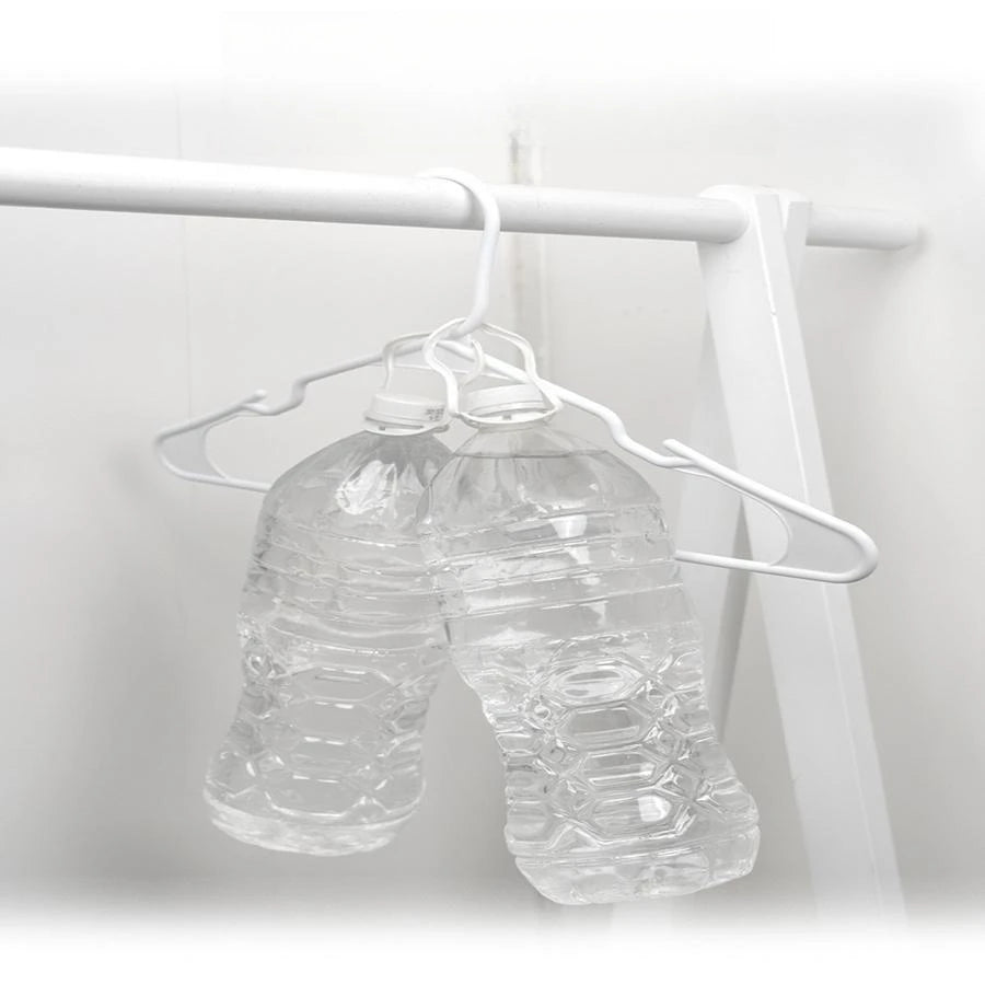 20-piece plastic hangers for closet coats and shirts, space-saving, standard everyday use, room essentials and basics