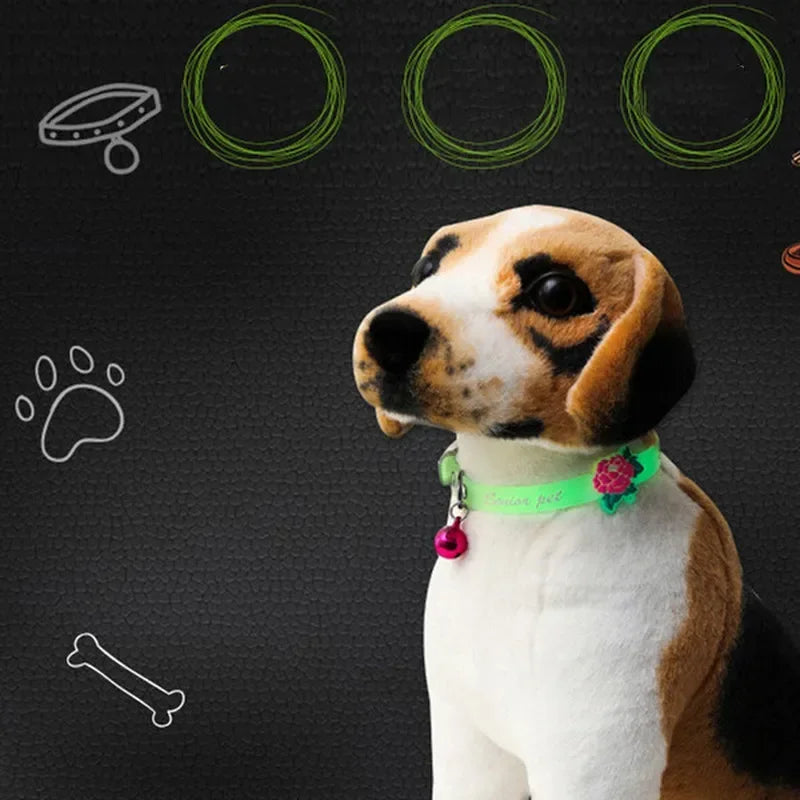 1PC Luminous Cat Necklace Glowing Small Dog Collar Anti-Loss Fluorescent Silicone Bell Collar Neck Ring Pet Cats Accessories