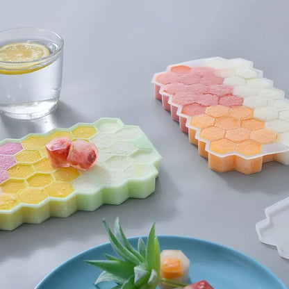 4/2/1PCS Silicone Ice Cube Mold 148 Cube Large-capacity Ice Trays Food Grade Ice Maker BPA Free Reusable Ice Maker with Lids