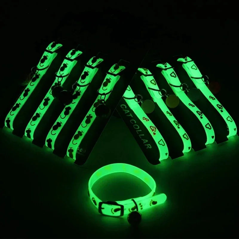 1PC Luminous Cat Necklace Glowing Small Dog Collar Anti-Loss Fluorescent Silicone Bell Collar Neck Ring Pet Cats Accessories