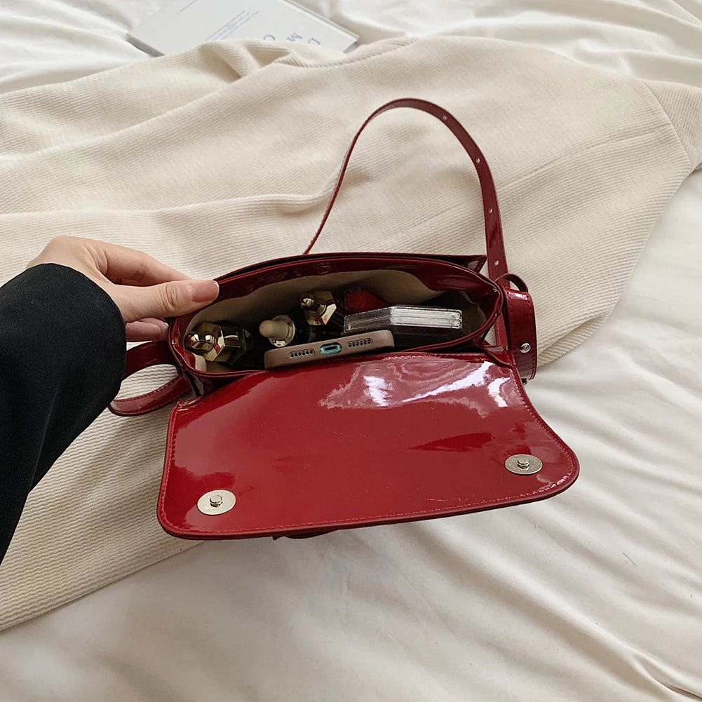 Retro Patent Leather Shoulder Bag For Women Red Crossbody Bag Luxury Design Flap Messenger Bags Underarm Bag Lady Handbag Purse