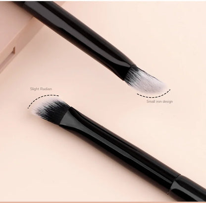 Small Iron Concealer Brush Angled Cream Foundation Concealer Makeup Brushes Oblique Angled Triangle Concealer Makeup Tools